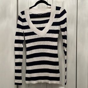 🆕 NWOT Express Navy Blue White Striped Pullover Sweater Size Medium